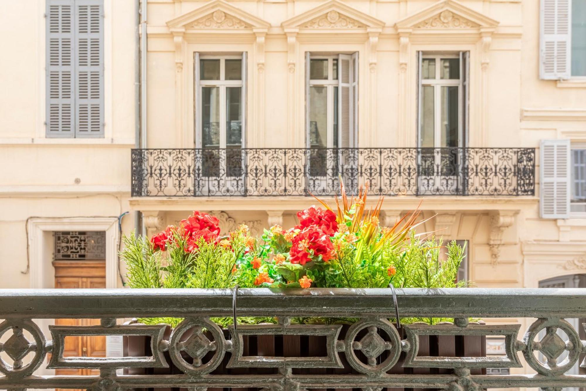 Adira Marseille Montgrand 2 Etoiles Apartman Kültér fotó